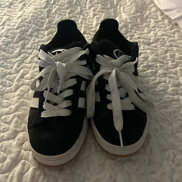 Adidas Campus Black with White Stripes - Picture 2 of 5